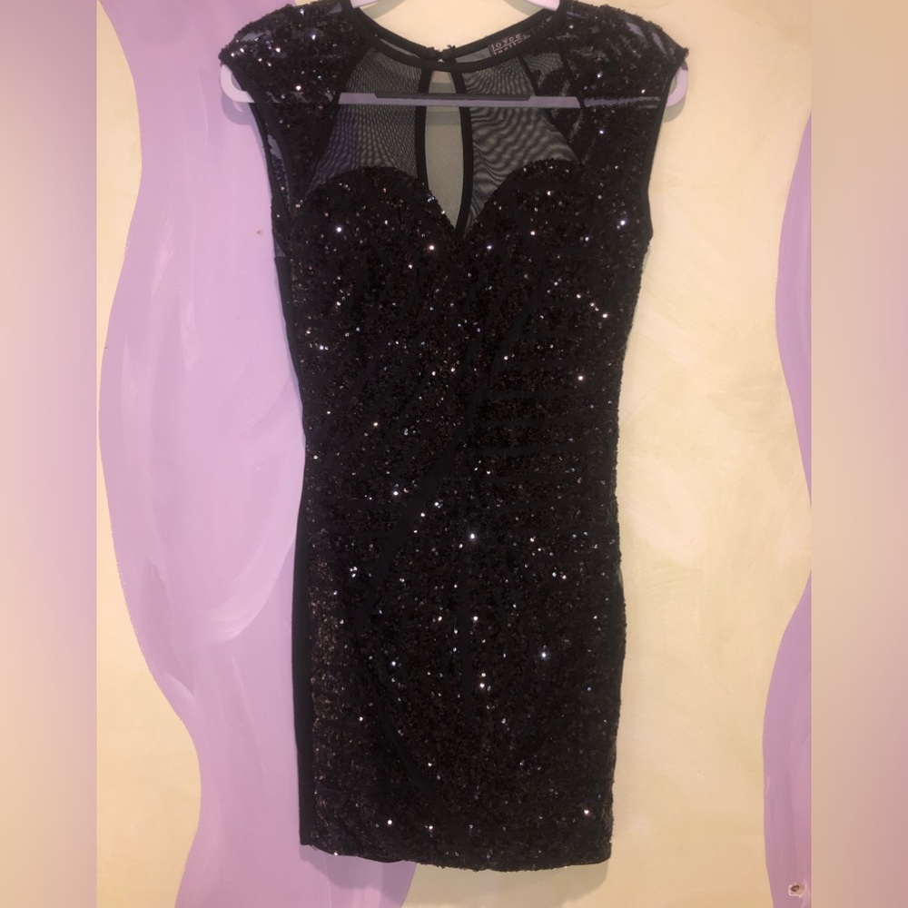 Cute black sparkly dress